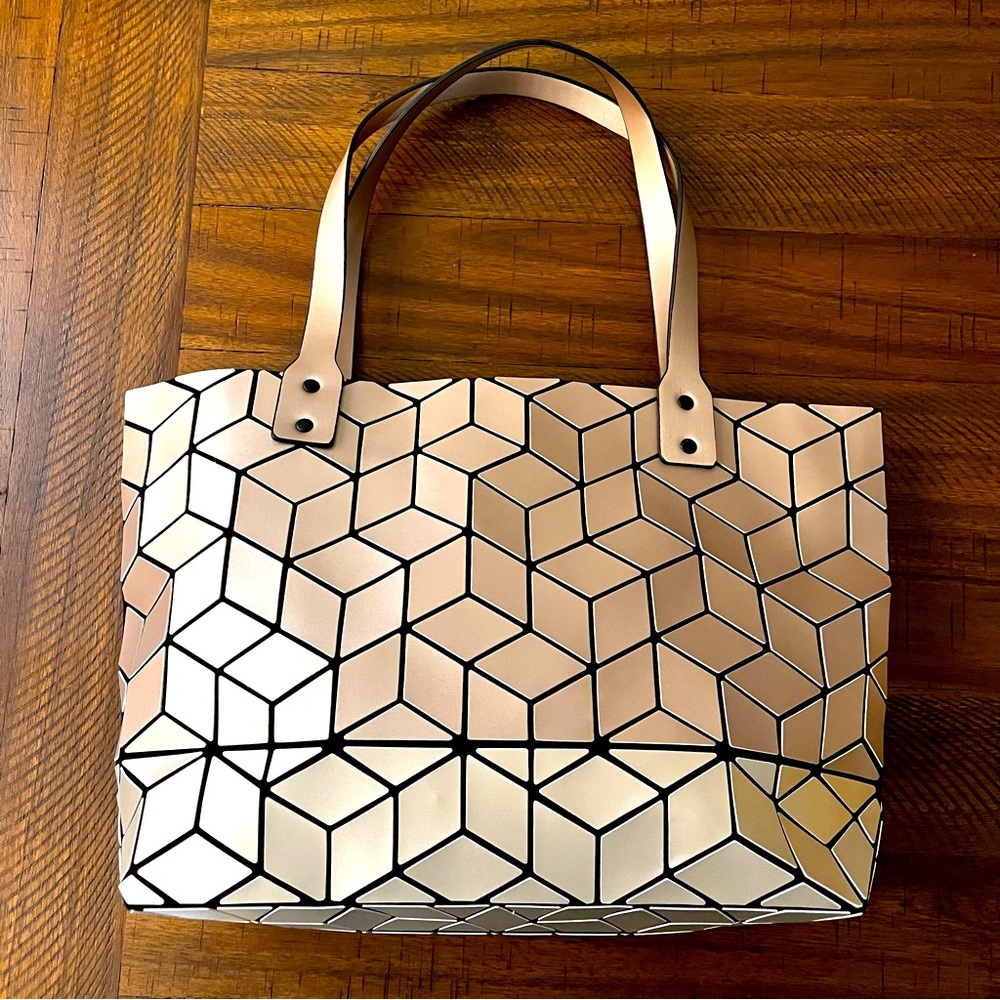 Geometric Tote Bag Bronze color